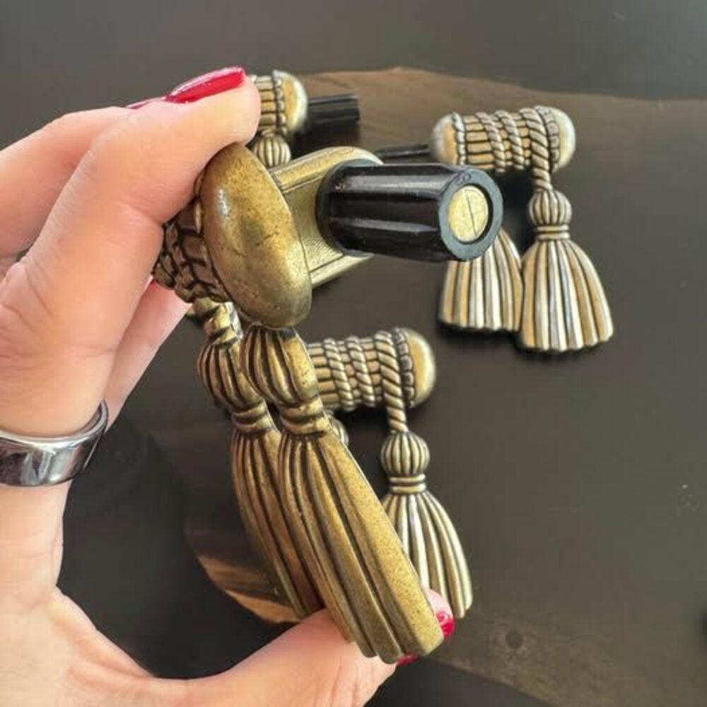 Vintage Curtain Rod Finial - Picture 4 of 4